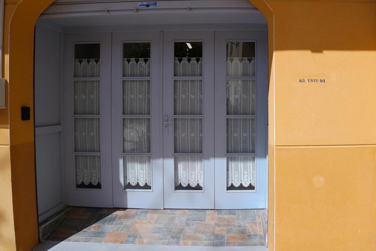 Estudi Suite Desvern Sant Just Desvern Exterior foto